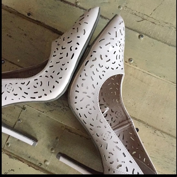 REPORT NUDE LEATH LASER CUT POINT HIGH HEELS 8.5 W - Picture 4 of 12